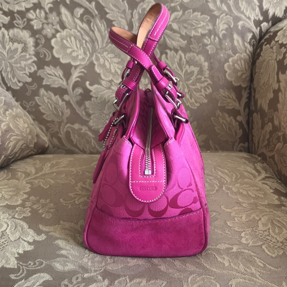 Pink Handbag - Picture 3 of 7